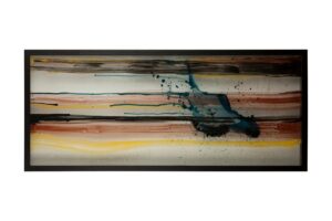 Sahildeki Dalgalar İçinde